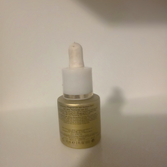 JAFRA Beauty Dynamics Gold Moisturizing Oil - Picture 2 of 2